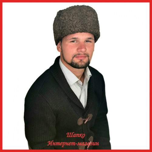 Мужская зимняя шапка-ушанка из каракуля
